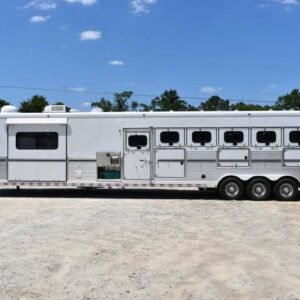 2005 Sundowner Sunlite 6LQ Horse Trailer with 11' Short Wall 725 Grand Sierra 8612GLQ MidTack Online | R-H Container Service