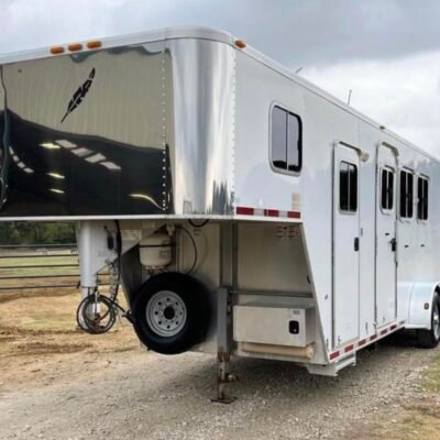 2007 Featherlite 3 horse slant load trailer Online | R-H Container Service