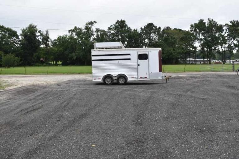 2012 CM 3HBP 3 Horse Trailer Online | R-H Container Service