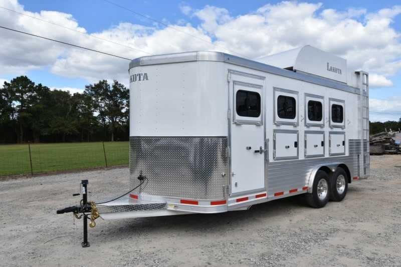 2018 Lakota 84HBPSL 4 Horse Trailer with 2' Short Wall Online | R-H Container Service