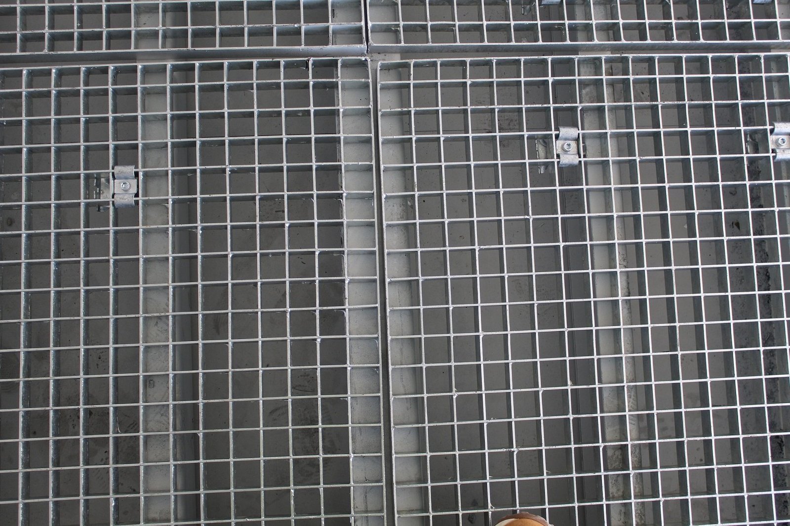 20ft High Cube Container – Hazardous Waste Container, Side opening (9ft 6′ high) Online | R-H Container Service - Image 2