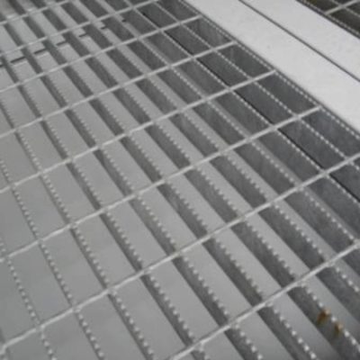 10Ft X 8Ft Open Mesh Floor Bunded Store