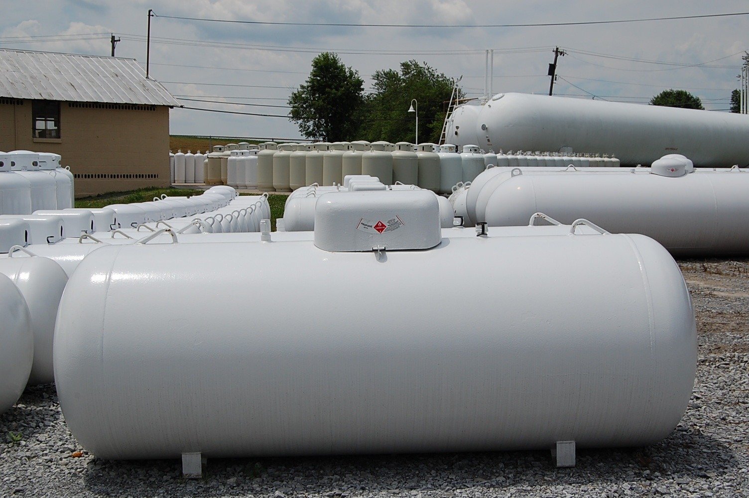 Metsa Propane Tanks Online | R-H Container Service
