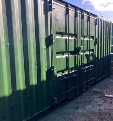 20x8x86 Side Door Shipping Container Repainted With Lock Box