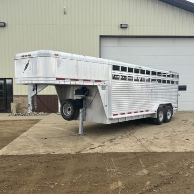 Used 2007 Featherlite 20' Livestock Trailer - Two Compartments Online | R-H Container Service